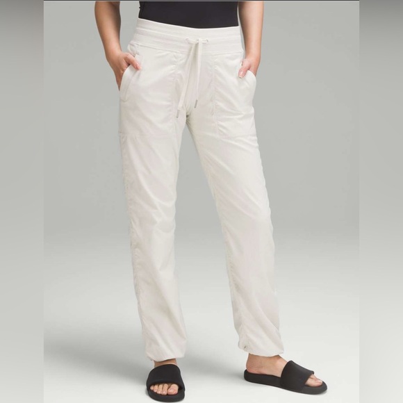 NWT Lululemon Dance Studio Mid Rise Pant regular Bone size 6 - Picture 1 of 6